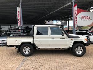 Toyota Land Cruiser 79 4.5D-4D LX V8 Double Cab