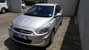 Hyundai Accent 1.6 GLS/FLUID A/T