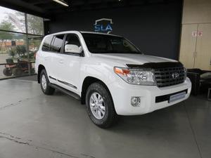 Toyota Land Cruiser 200 4.5D-4D VX