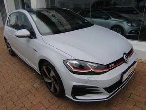 Volkswagen Golf GTI Auto