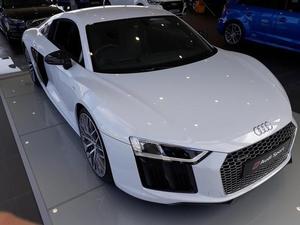 Audi R8 5.2 V10 plus Quattro