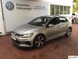 Volkswagen Golf GTI Auto