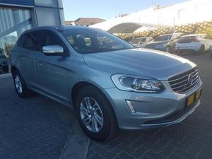 Volvo XC60 T5 Momentum