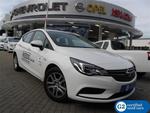 Opel Astra Hatch 1.0T Essentia