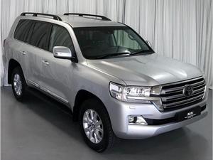 Toyota Land Cruiser 200 4.5D-4D V8 VX-R