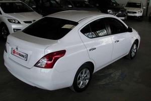 Nissan Almera