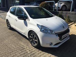 Peugeot 208 5-Door 1.2 Active