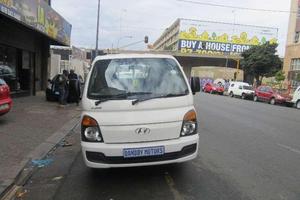 Hyundai H100