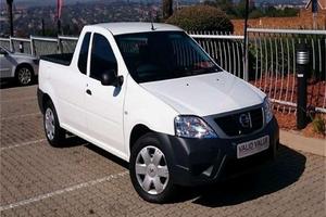 Nissan NP 200