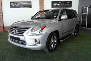 Lexus LX