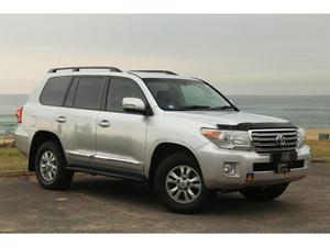 Toyota Land Cruiser 200 4.5D-4D VX