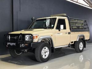 Toyota Land Cruiser 79 4.5D-4D LX V8