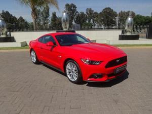 Ford Mustang 5.0 GT Fastback Auto