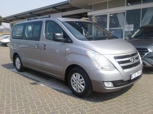 Hyundai H1 2.5 CRDi Wagon.