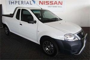 Nissan NP 200