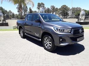 Toyota Hi Lux 2.8GD-6 Double Cab Raider Dakar Auto