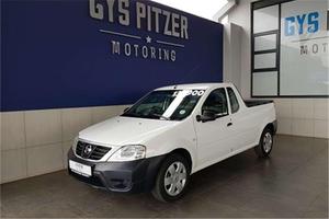 Nissan NP 200