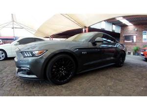 Ford Mustang 5.0 GT Fastback