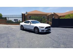 Ford Mustang 5.0 GT Fastback Auto