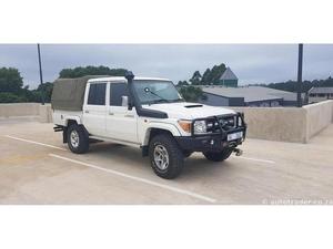 Toyota Land Cruiser 79 4.5D-4D LX V8 Double Cab