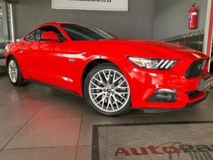 Ford Mustang 5.0 GT Fastback Auto