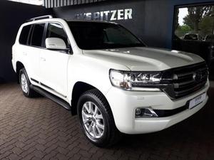 Toyota Land Cruiser 200 4.5D-4D V8 VX