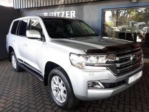 Toyota Land Cruiser 200 4.5D-4D V8 VX