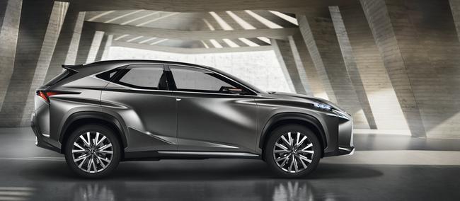 Lexus LF-NX hybrid concept